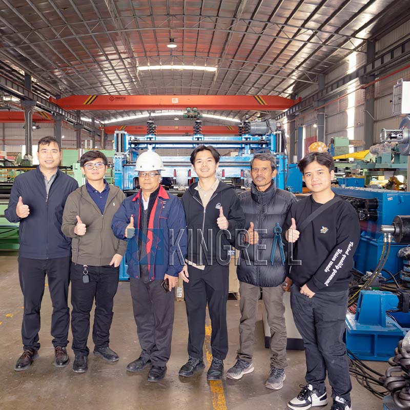 Khách hàng của Indonesia kiểm tra đường cắt tốc độ cao theo chiều dài